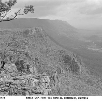 Halls Gap from The Sundial